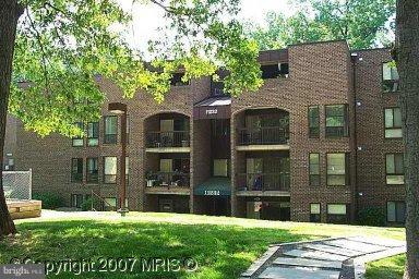 11232 Chestnut Grove Square, Unit 134 Reston, VA 20190 - Photo 1 of 1 Exterior (Main)