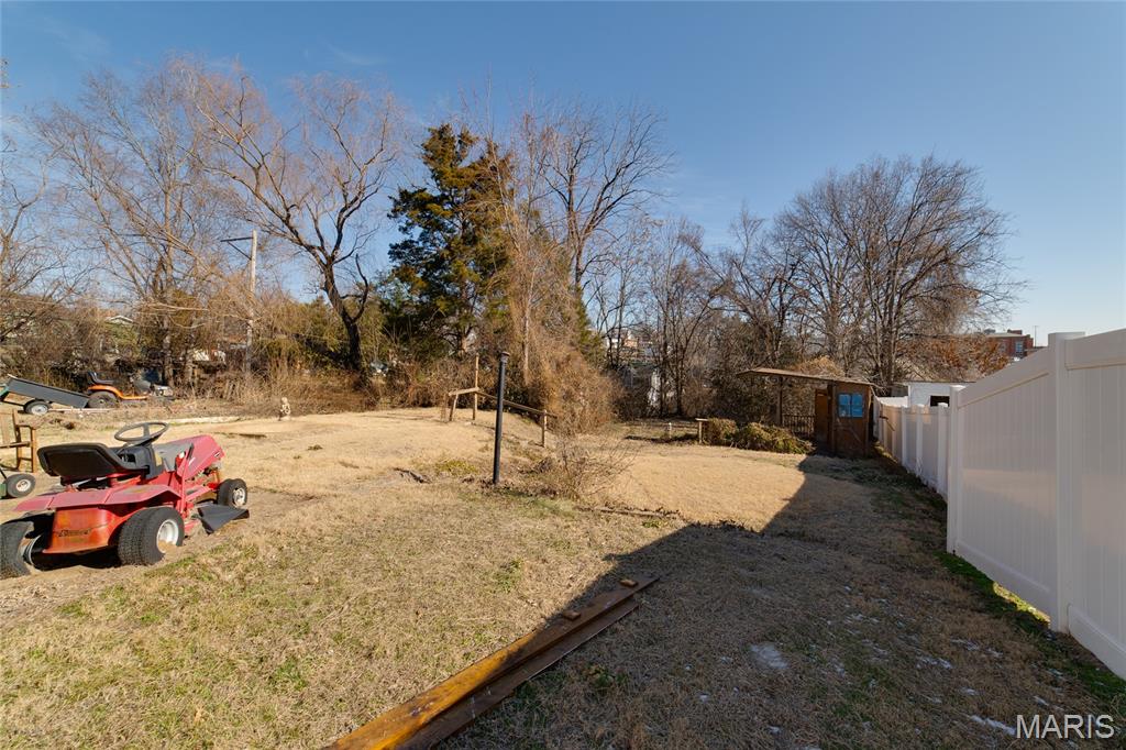 1324 Graham Street St. Louis, MO 63139 - Photo 26 of 29