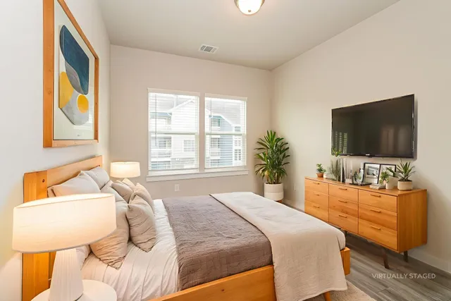 $1,880 | 18330 West Centro Circle, Conroe, TX 77385