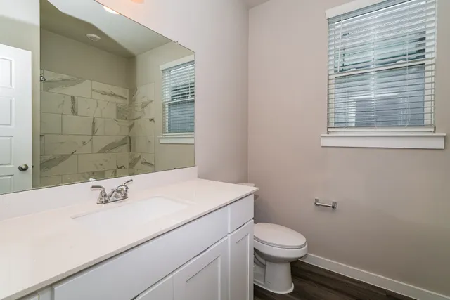 $1,880 | 18330 West Centro Circle, Conroe, TX 77385