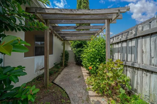 $437,900 | 2310 Southeast 22nd Loop, Ocala, FL 34471