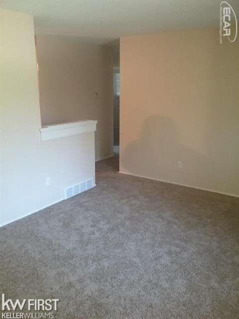 5189 Jackson Road Flint, MI 48506 - Photo 19 of 35 20450792-18.JPG