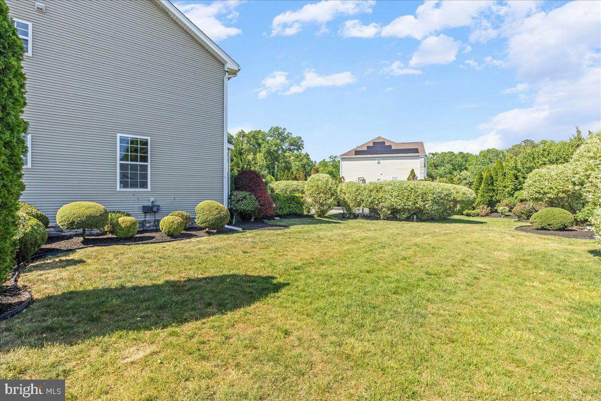 2650 Valhalla Road Vineland, NJ 08361 - Photo 45 of 49 a front view of house with yard and trees