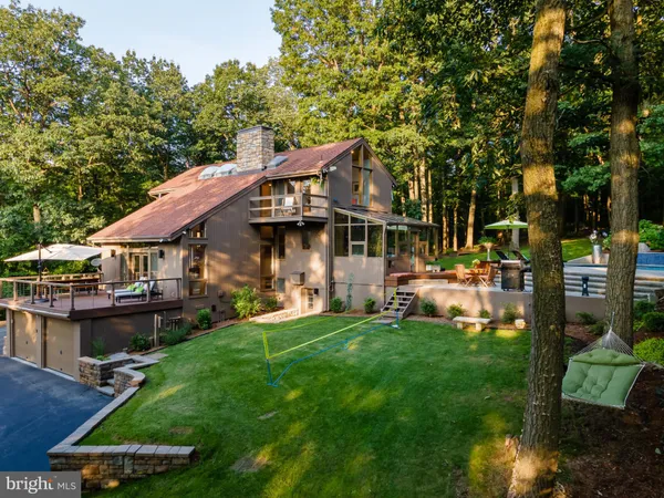 $1,099,000 | 725 Laurel Ridge Road, Reinholds, PA 17569