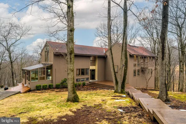 $1,099,000 | 725 Laurel Ridge Road, Reinholds, PA 17569