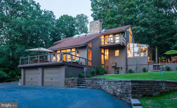 $1,099,000 | 725 Laurel Ridge Road, Reinholds, PA 17569