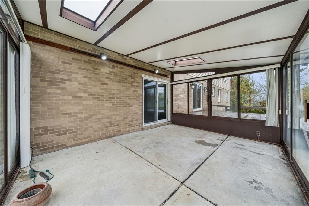 214 Ridgeview Drive Wexford, PA 15090 - Photo 18 of 43 a view of an empty room
