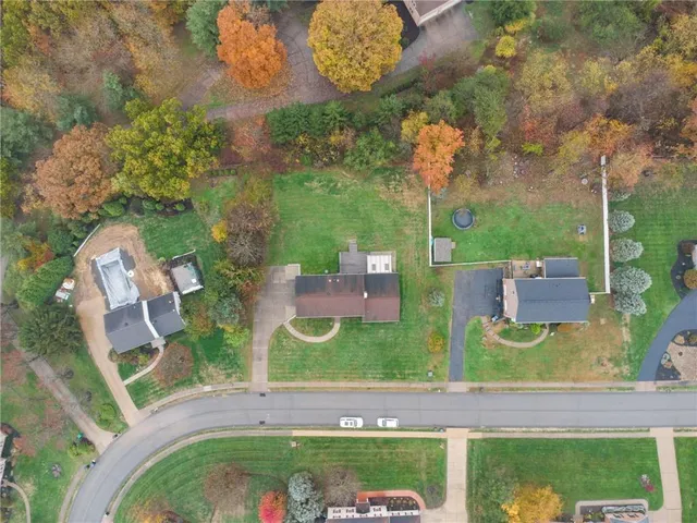 $518,000 | 214 Ridgeview Drive, Wexford, PA 15090