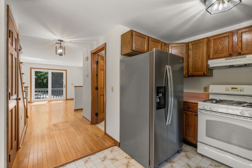 32 Acushnet Road Mattapoisett, MA 02739 - Photo 15 of 40 Gallery Image 15