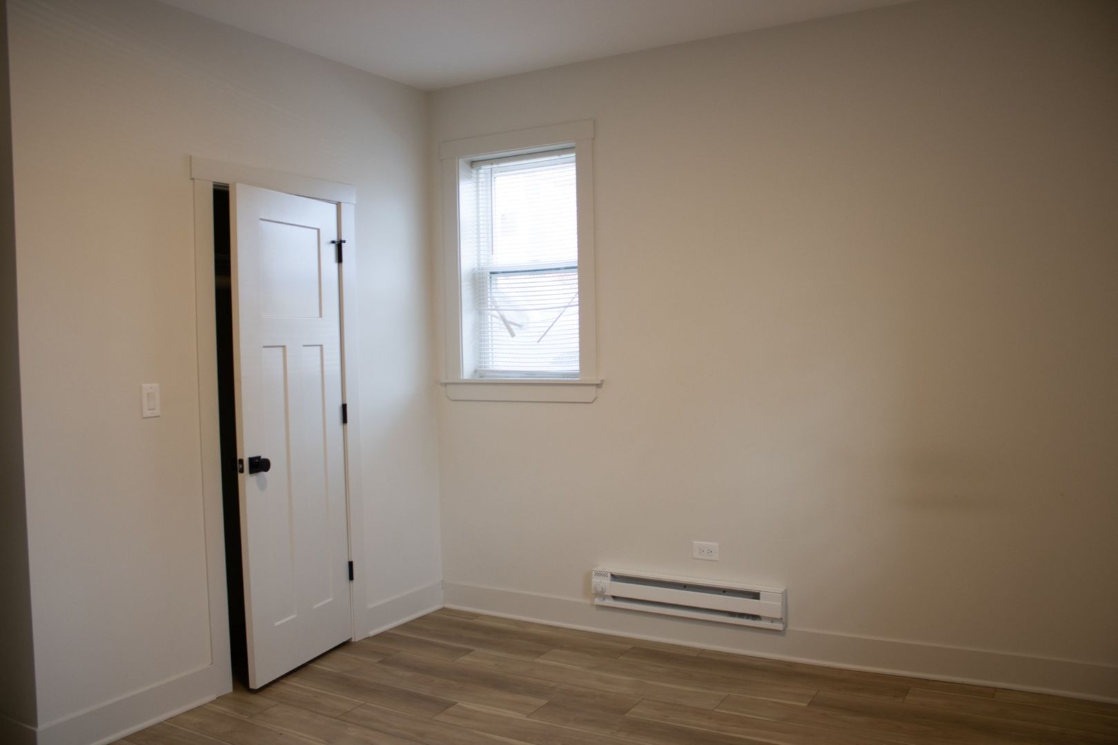 6254 North Whipple Street, Unit G Chicago, IL 60659 - Photo 11 of 12