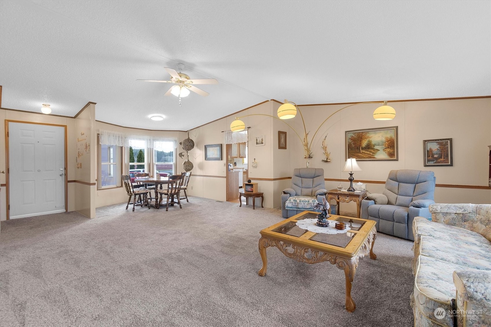 3901 67th Place Long Beach, WA 98631 - Photo 15 of 25 a living room with furniture and white walls