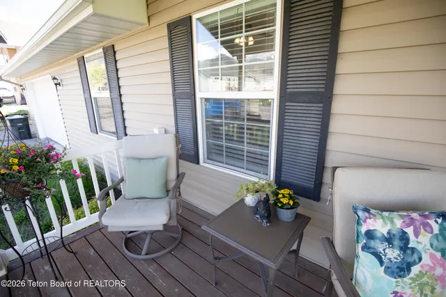 $498,000 | 28 Brushwood Drive, Star Valley Ranch, WY 83127