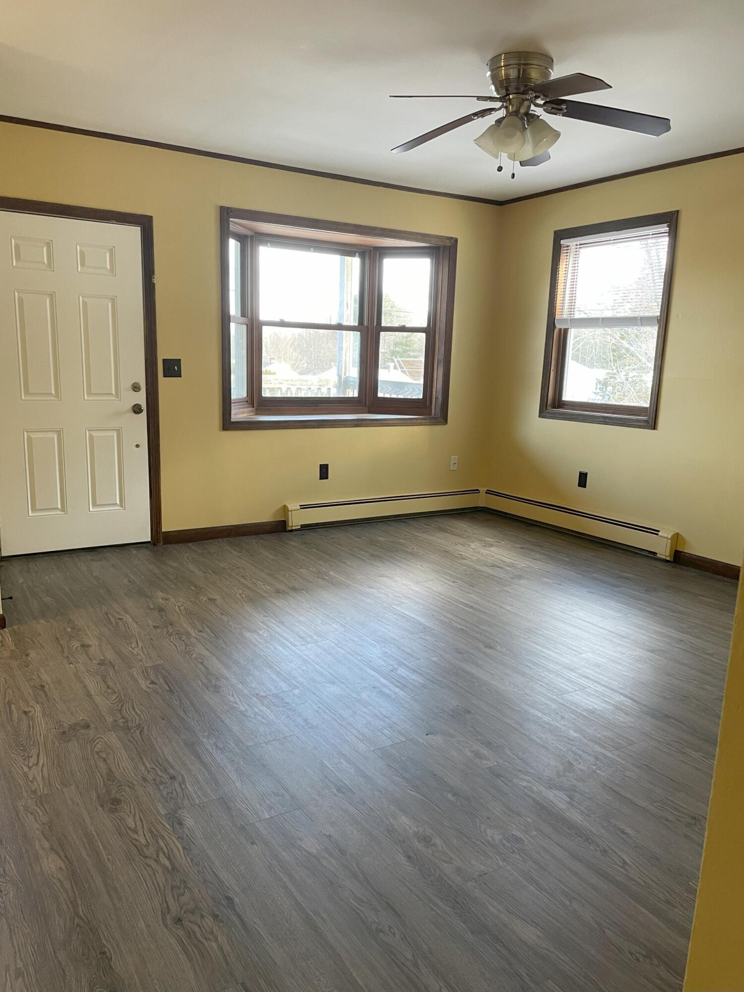 156 Rideout Avenue Lewiston, ME 04240 - Photo 5 of 31 ra2