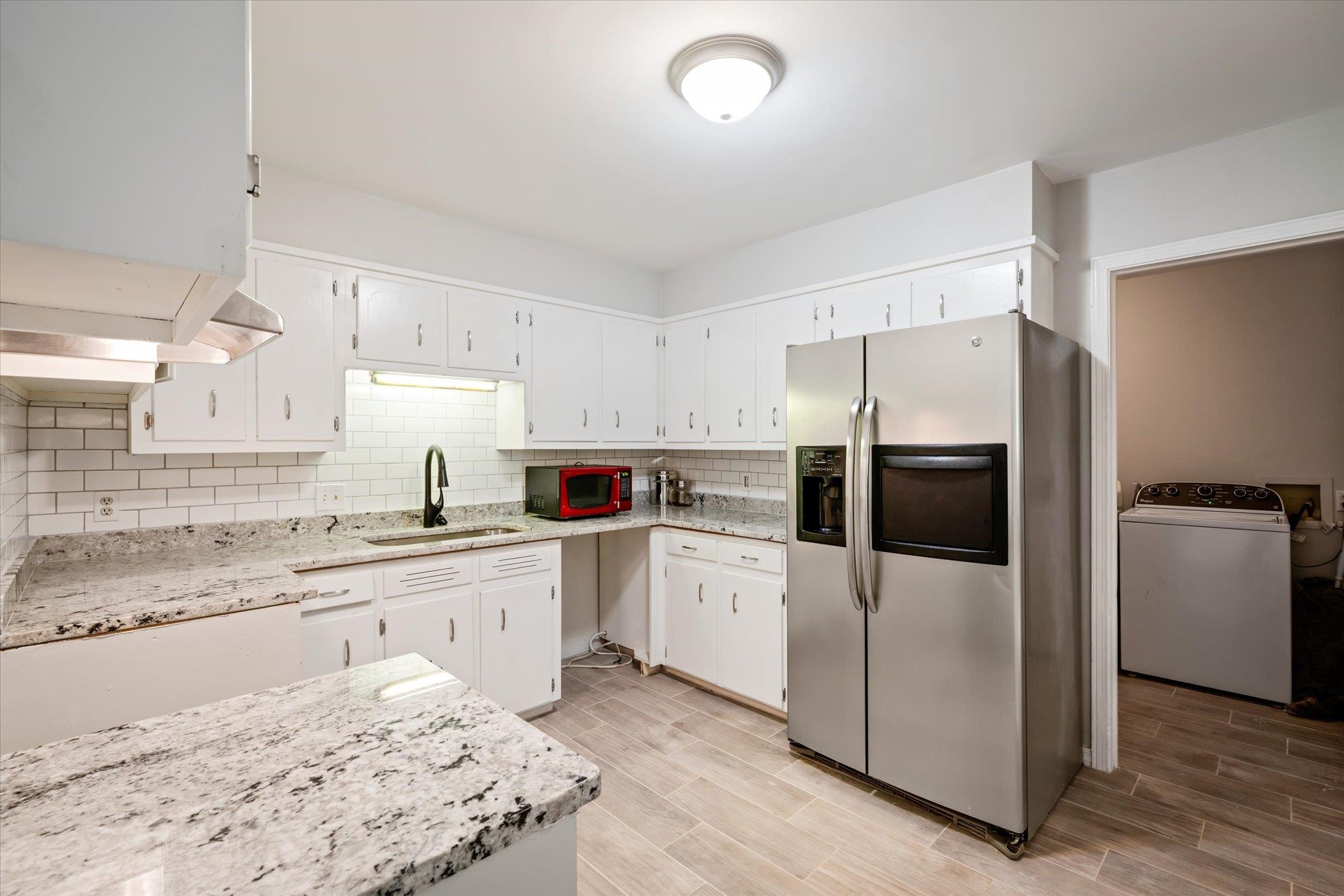 121 Melanie Loop Daphne, AL 36526 - Photo 2 of 20