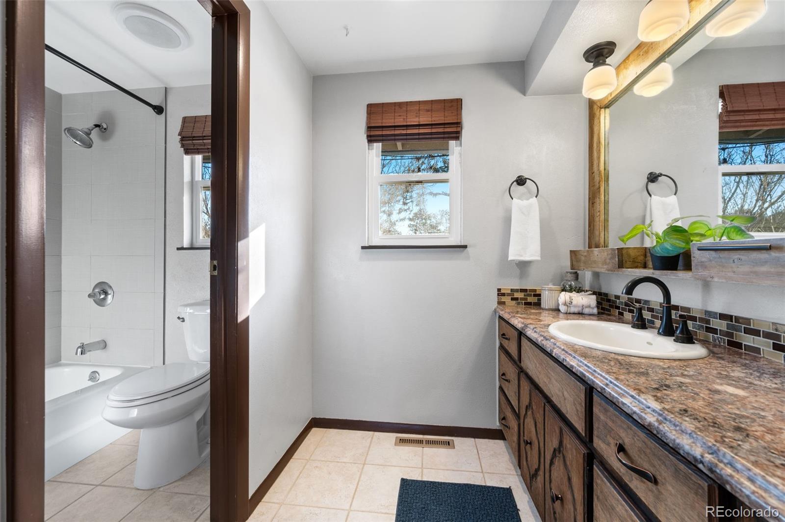 23048 Isoleta Road Indian Hills, CO 80454 - Photo 19 of 49