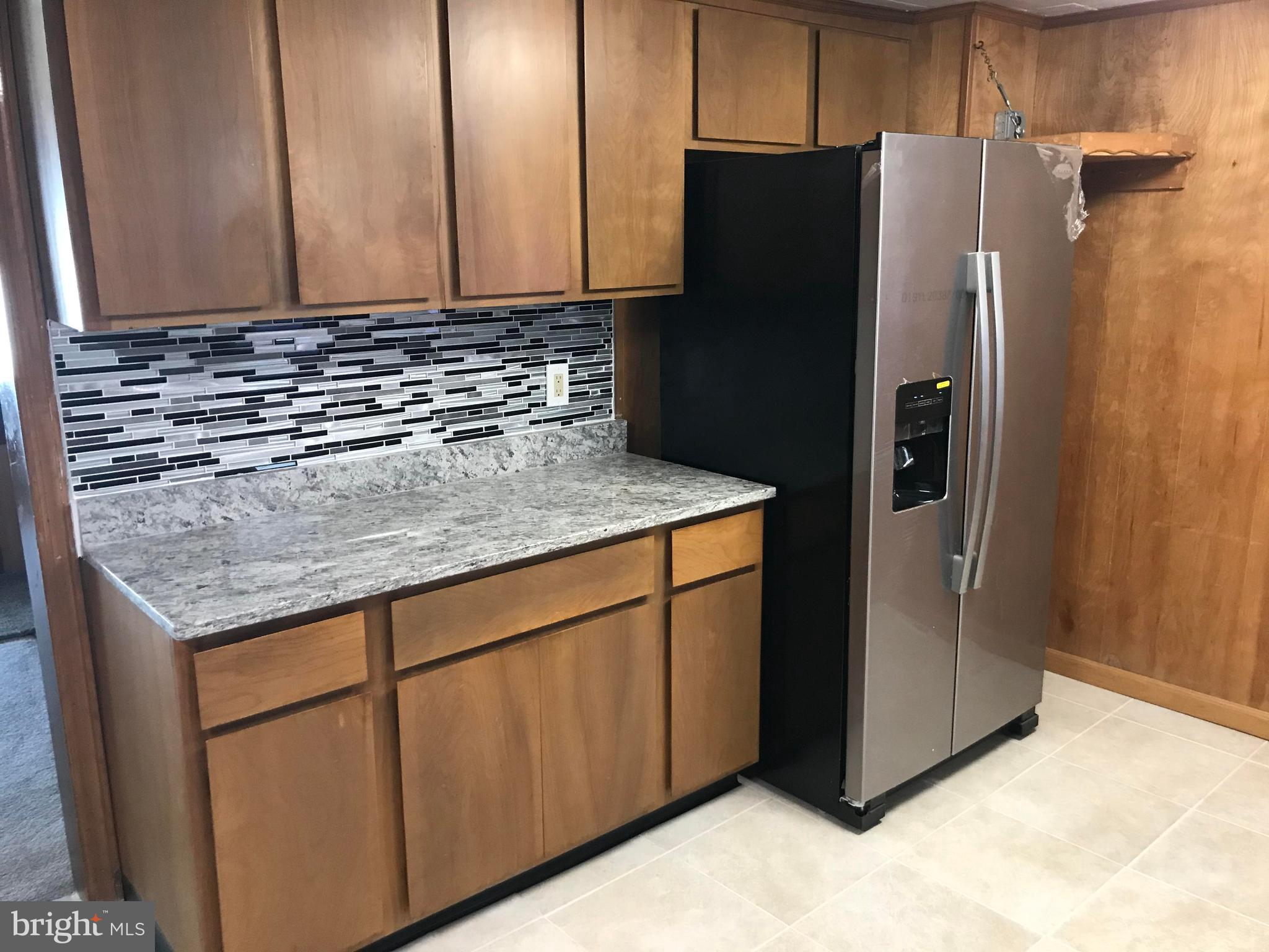 16 Patapsco Road Linthicum Heights, MD 21090 - Photo 19 of 43 Kitchen