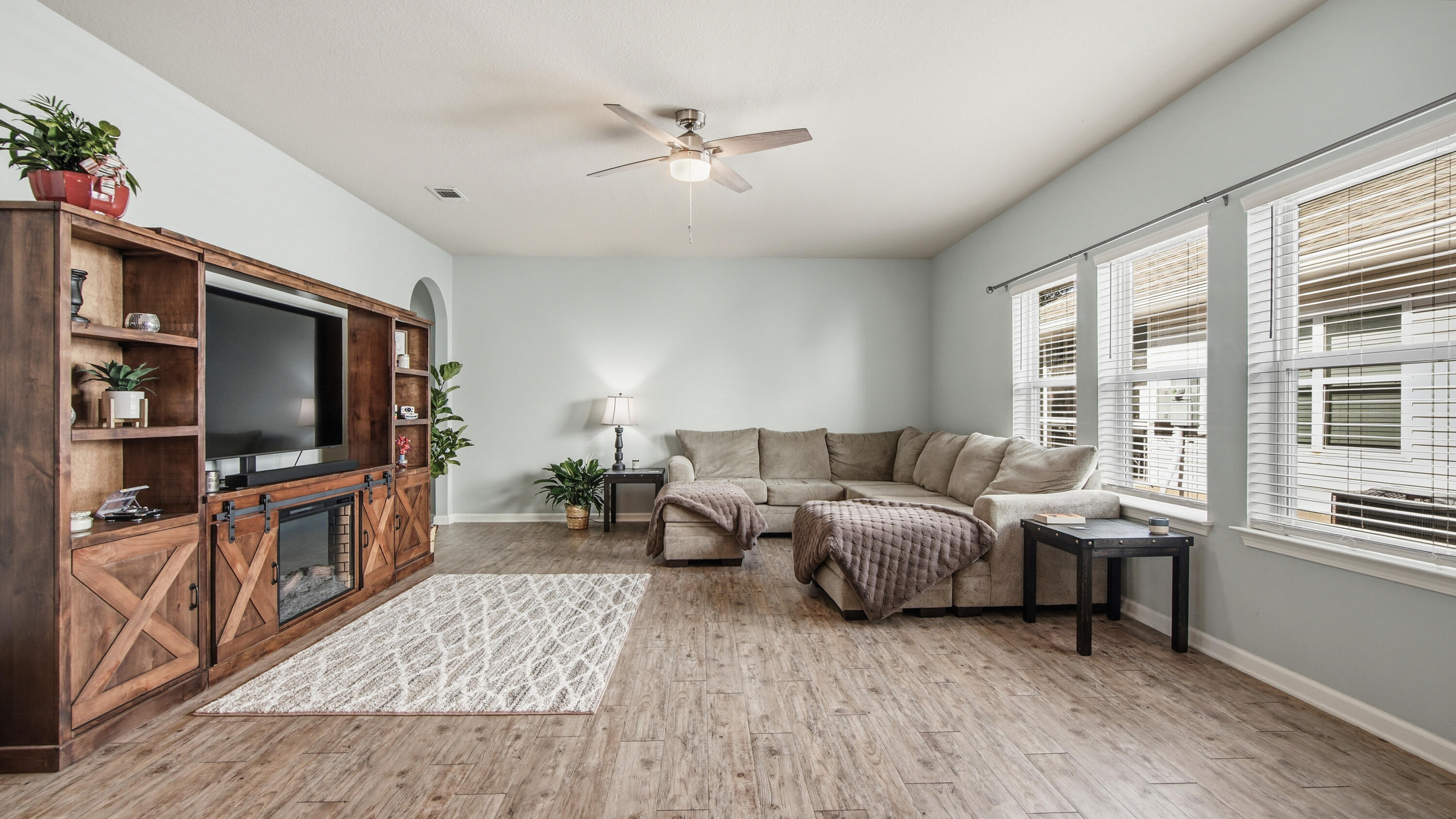 426 Fanny Ann Way Freeport, FL 32439 - Photo 12 of 40 DSC03403 (1)