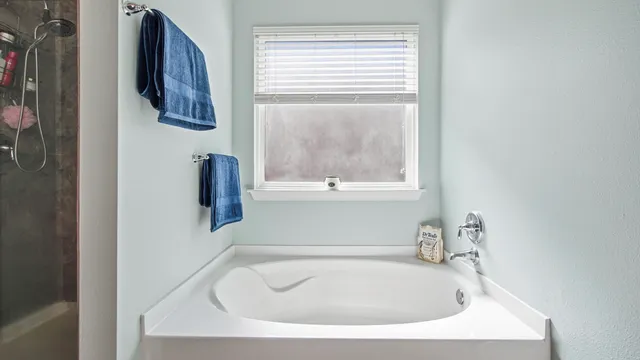 $399,000 | 426 Fanny Ann Way, Freeport, FL 32439