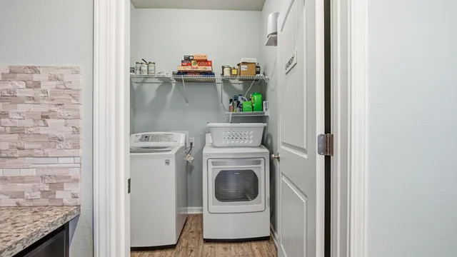 $399,000 | 426 Fanny Ann Way, Freeport, FL 32439