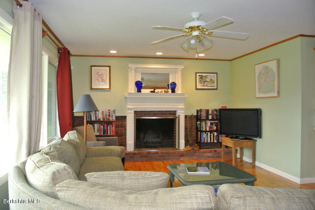 SPACIOUS LIVING