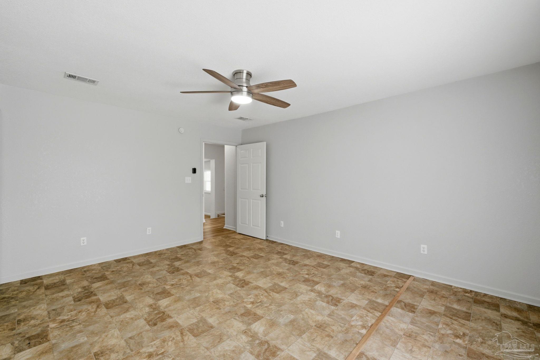 6960 Klondike Road Pensacola, FL 32526 - Photo 17 of 38