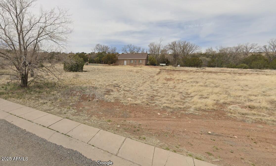 1 South Susie Lane, Unit 15 Springerville, AZ 85938 - Photo 3 of 4 a view of terrace with trees