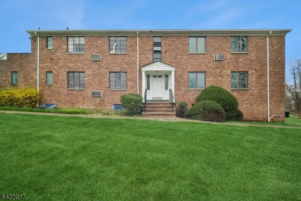 $309,000 | 1 Troy Drive, Unit A, Springfield, NJ 07081