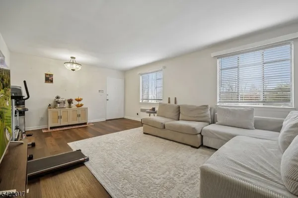 $309,000 | 1 Troy Drive, Unit A, Springfield, NJ 07081