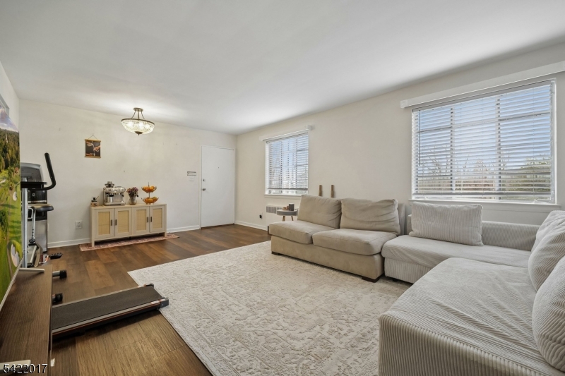 1 Troy Drive, Unit A Springfield, NJ 07081 - Photo 3 of 16