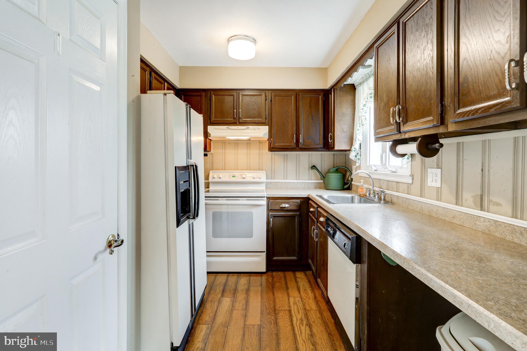 1896 Little Conestoga Road Elverson, PA 19520 - Photo 13 of 43 Kitchen