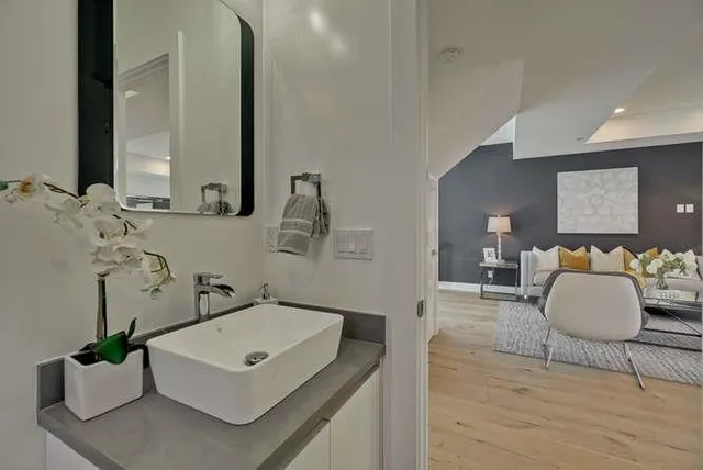 $3,880,000 | 534-536 North Whisman Road, Mountain View, CA 94043