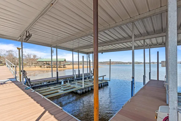 $400,000 | 1235 New Lake Road, Unit 5, Spring City, TN 37381