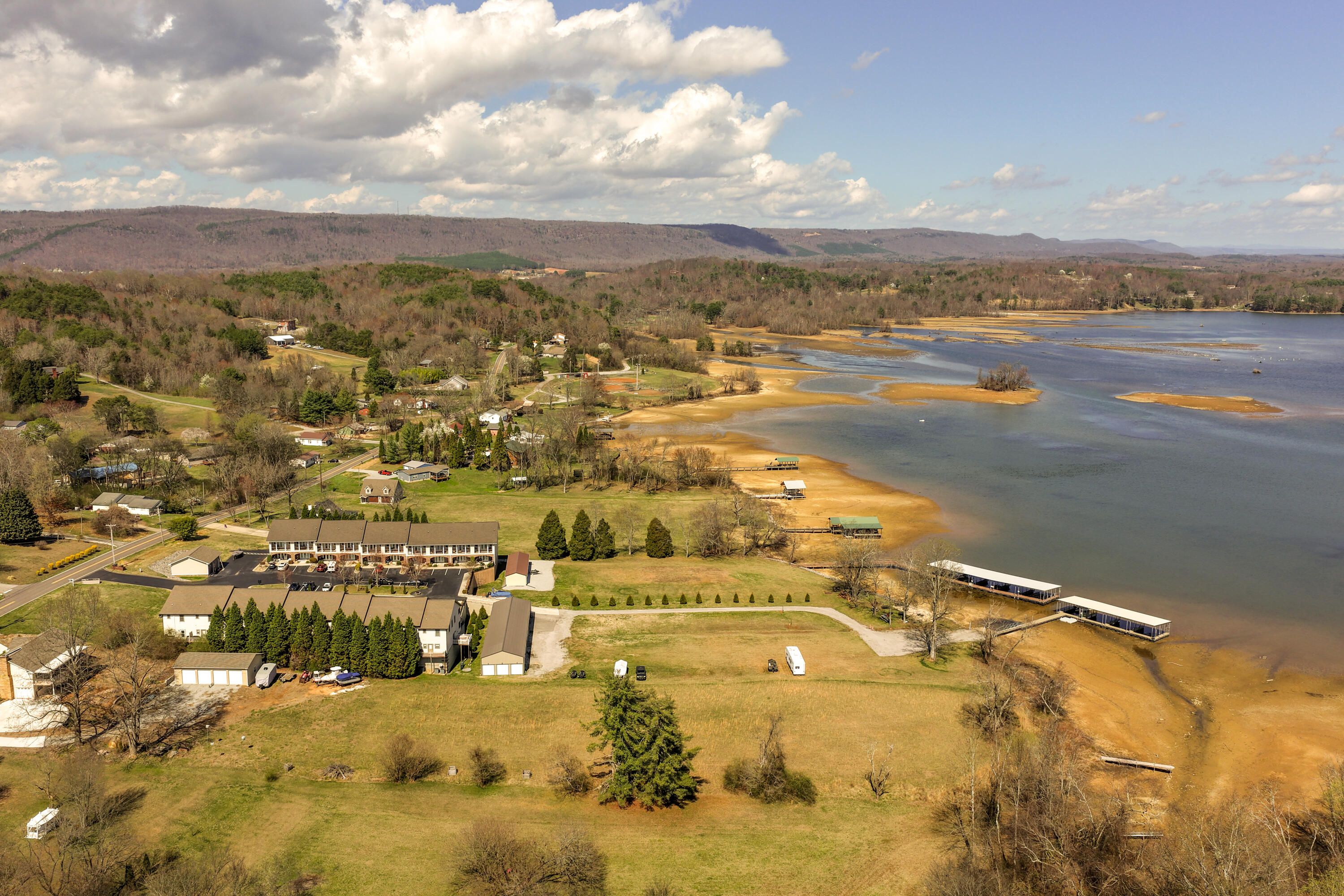 1235 New Lake Road, Unit 5 Spring City, TN 37381 - Photo 47 of 60 NewLake5-49