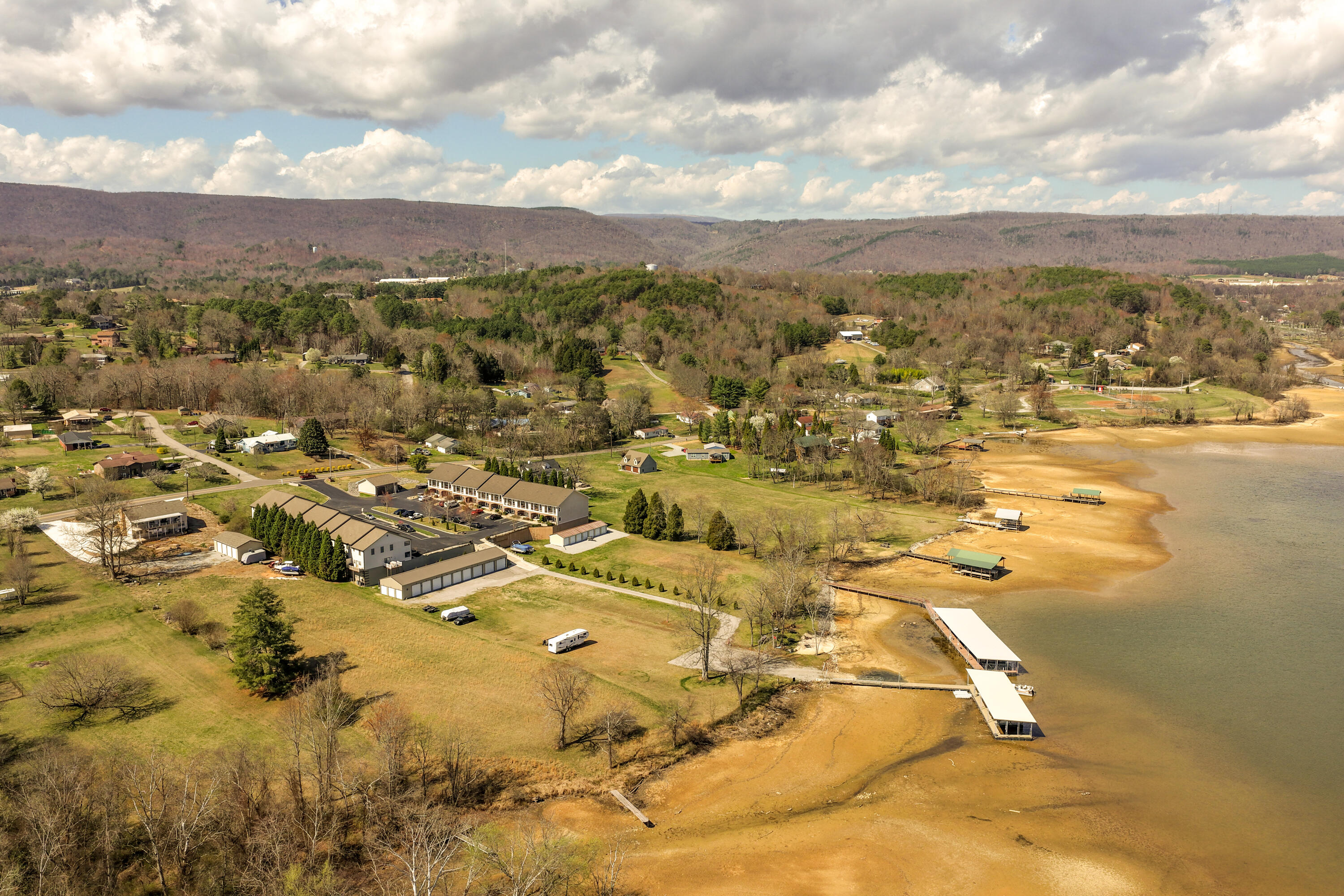 1235 New Lake Road, Unit 5 Spring City, TN 37381 - Photo 48 of 60 NewLake5-50