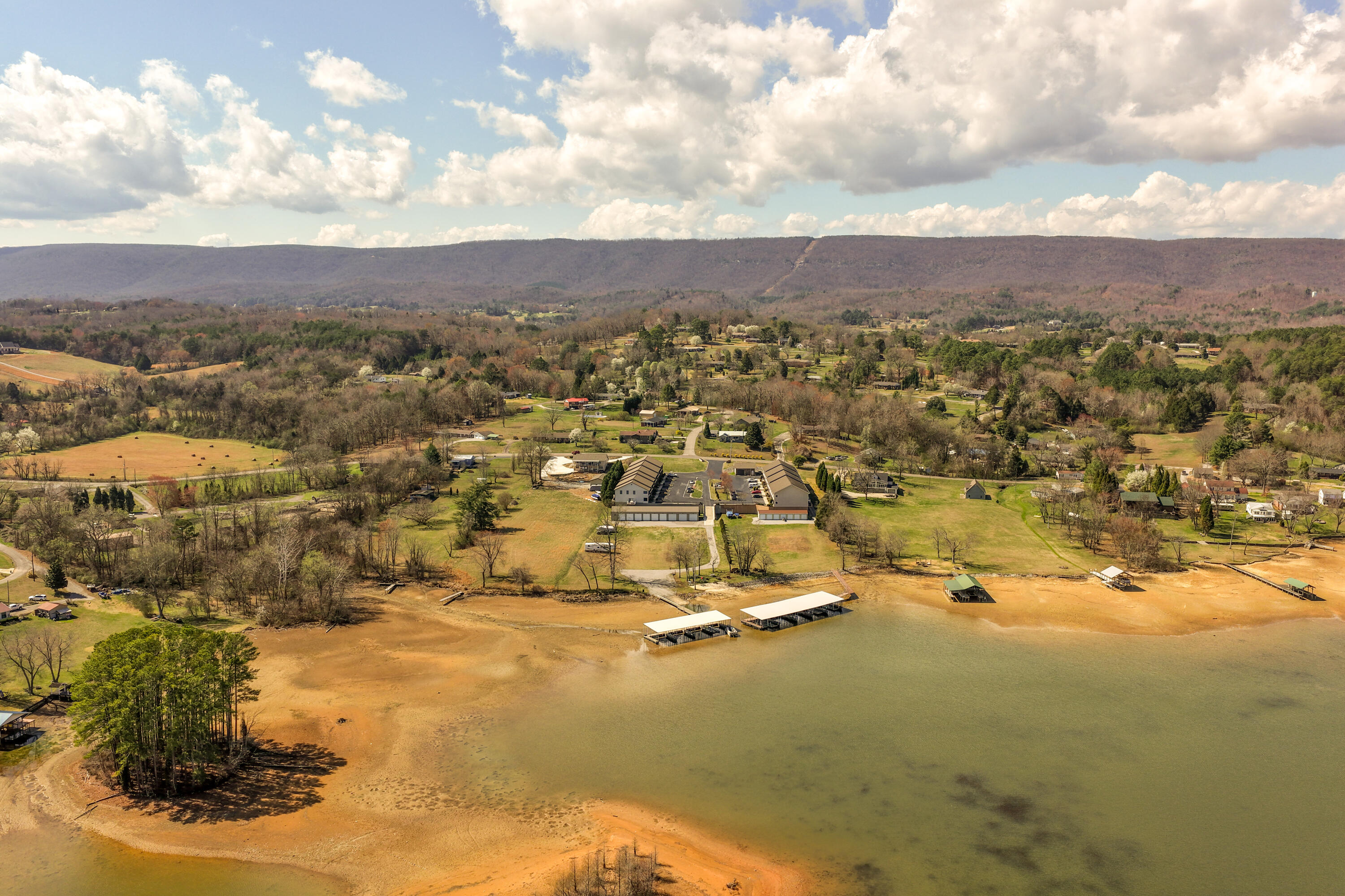 1235 New Lake Road, Unit 5 Spring City, TN 37381 - Photo 51 of 60 NewLake5-53