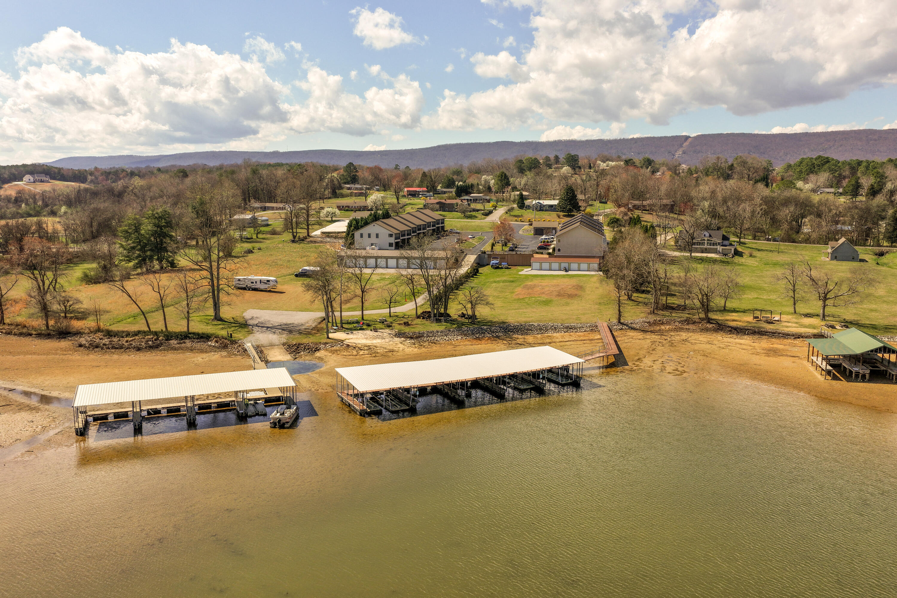 1235 New Lake Road, Unit 5 Spring City, TN 37381 - Photo 53 of 60 NewLake5-56