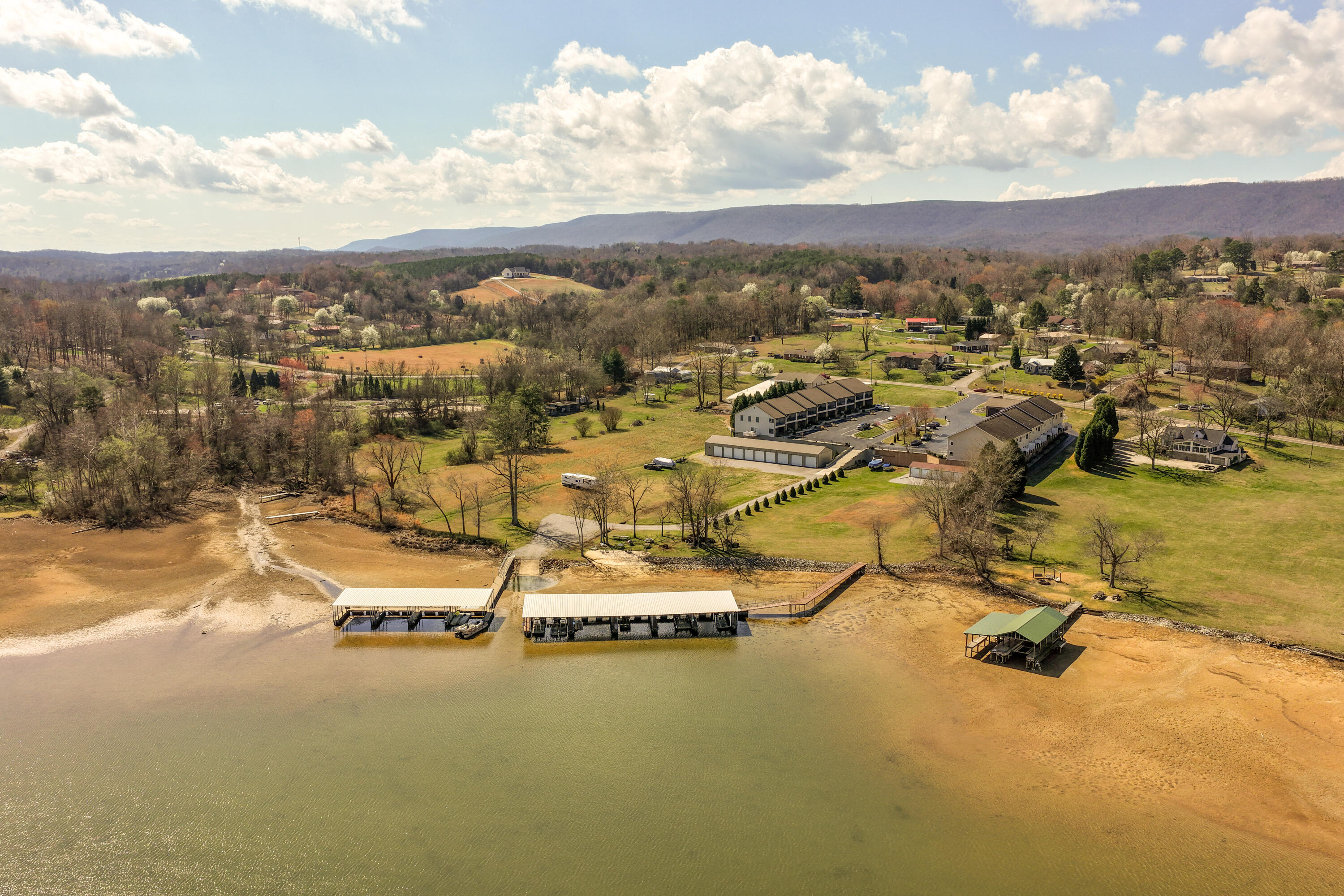 1235 New Lake Road, Unit 5 Spring City, TN 37381 - Photo 56 of 60 NewLake5-59