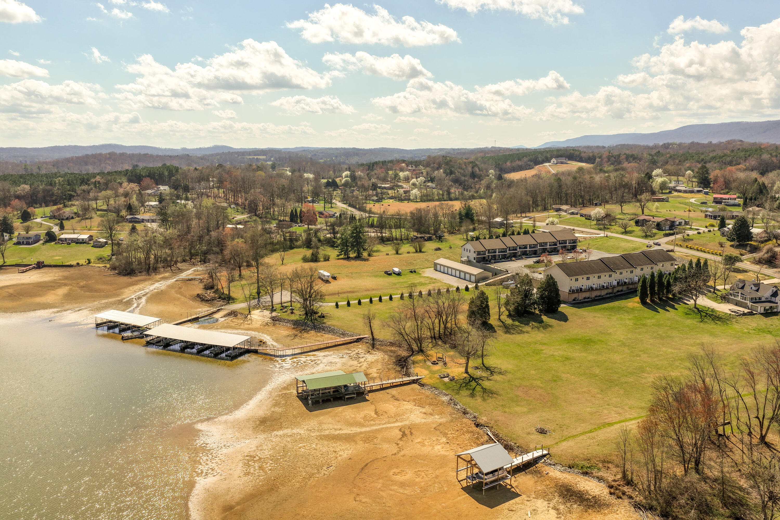 1235 New Lake Road, Unit 5 Spring City, TN 37381 - Photo 57 of 60 NewLake5-60