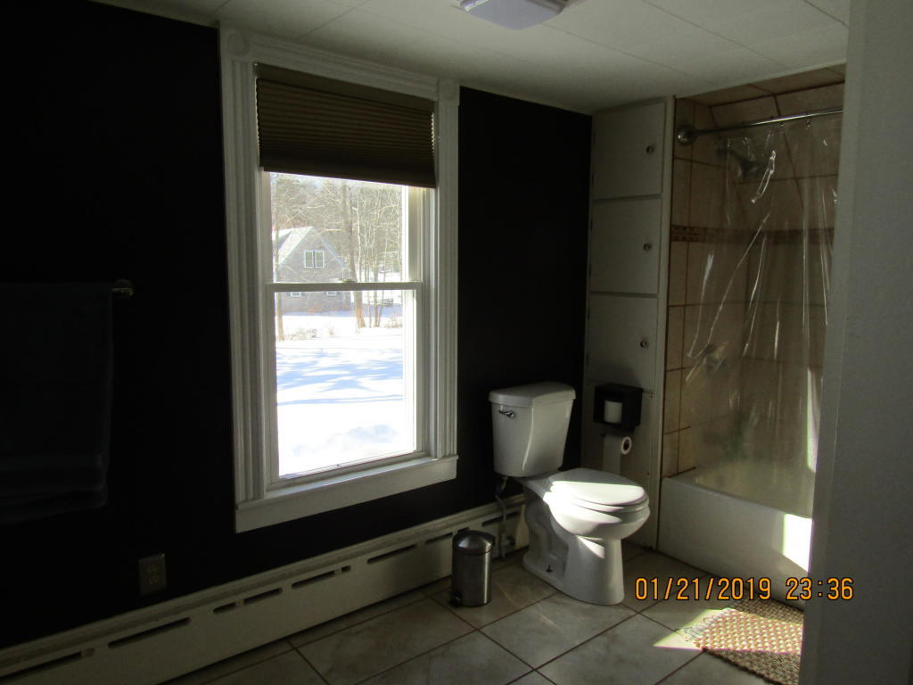 17 West Meadow Road Rockland, ME 04841 - Photo 20 of 29 Full Bath 2