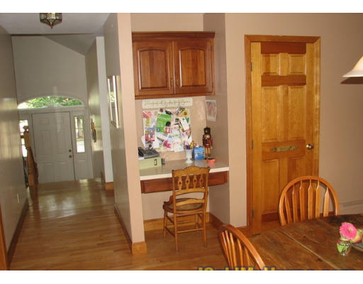3 Thistle Road Saugus, MA 01906 - Photo 8 of 17 Gallery Image 8
