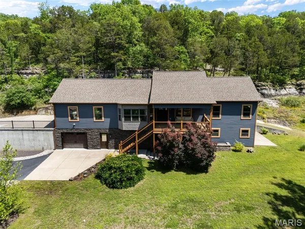 $484,900 | 7 Seclusion Woods, Festus, MO 63028