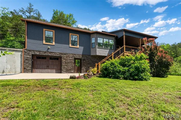 $484,900 | 7 Seclusion Woods, Festus, MO 63028