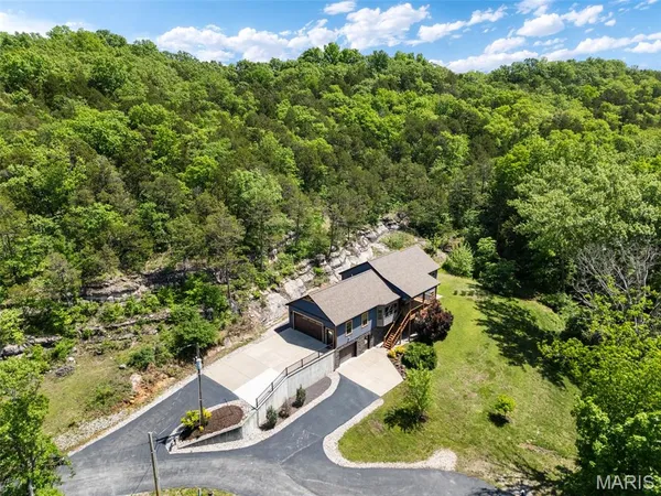 $484,900 | 7 Seclusion Woods, Festus, MO 63028
