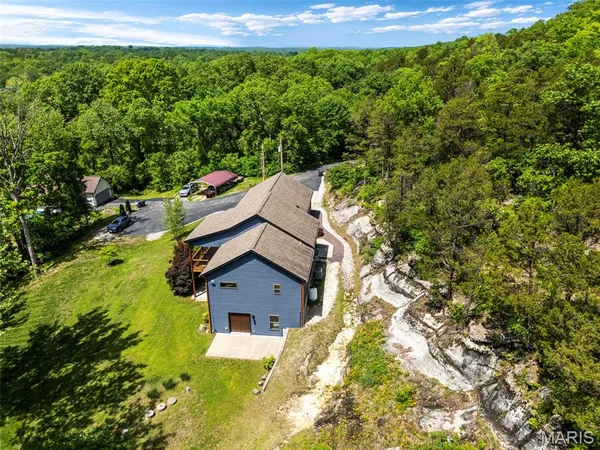 $484,900 | 7 Seclusion Woods, Festus, MO 63028