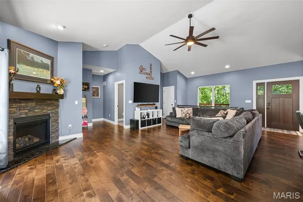 $484,900 | 7 Seclusion Woods, Festus, MO 63028
