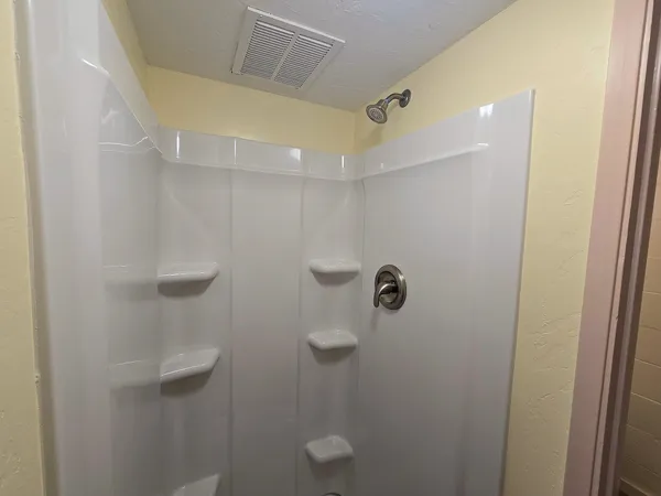 $2,000 | 111 Kahului Beach Road, Unit D102, Kahului, HI 96732