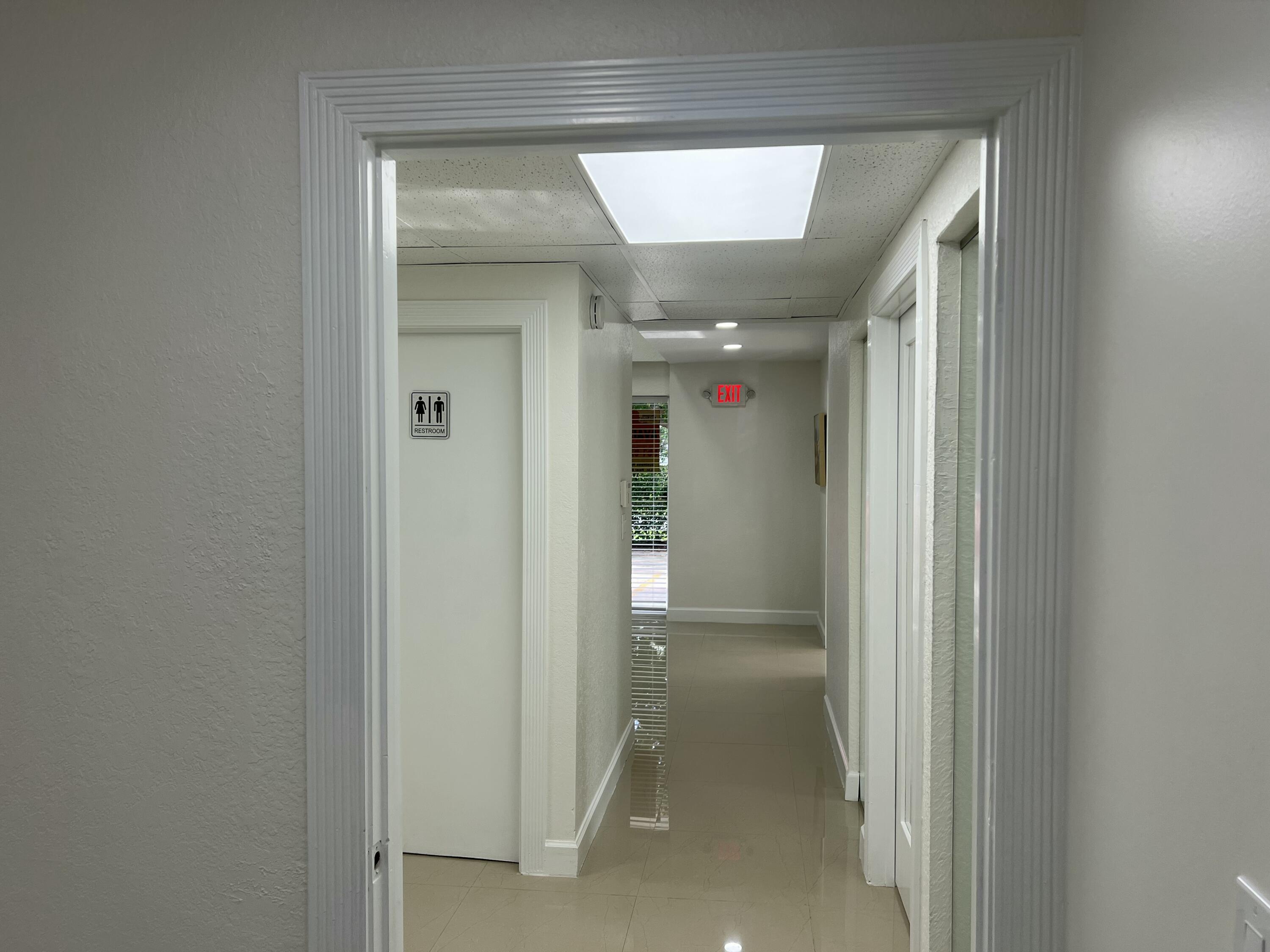500 Commerce Way West, Unit 67 Jupiter, FL 33458 - Photo 13 of 18 IMG_6013