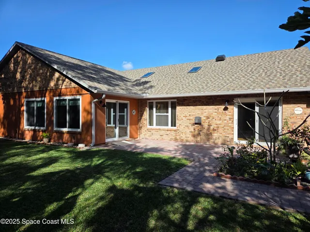$515,000 | 2437 Oakcrest Lane, West Melbourne, FL 32904
