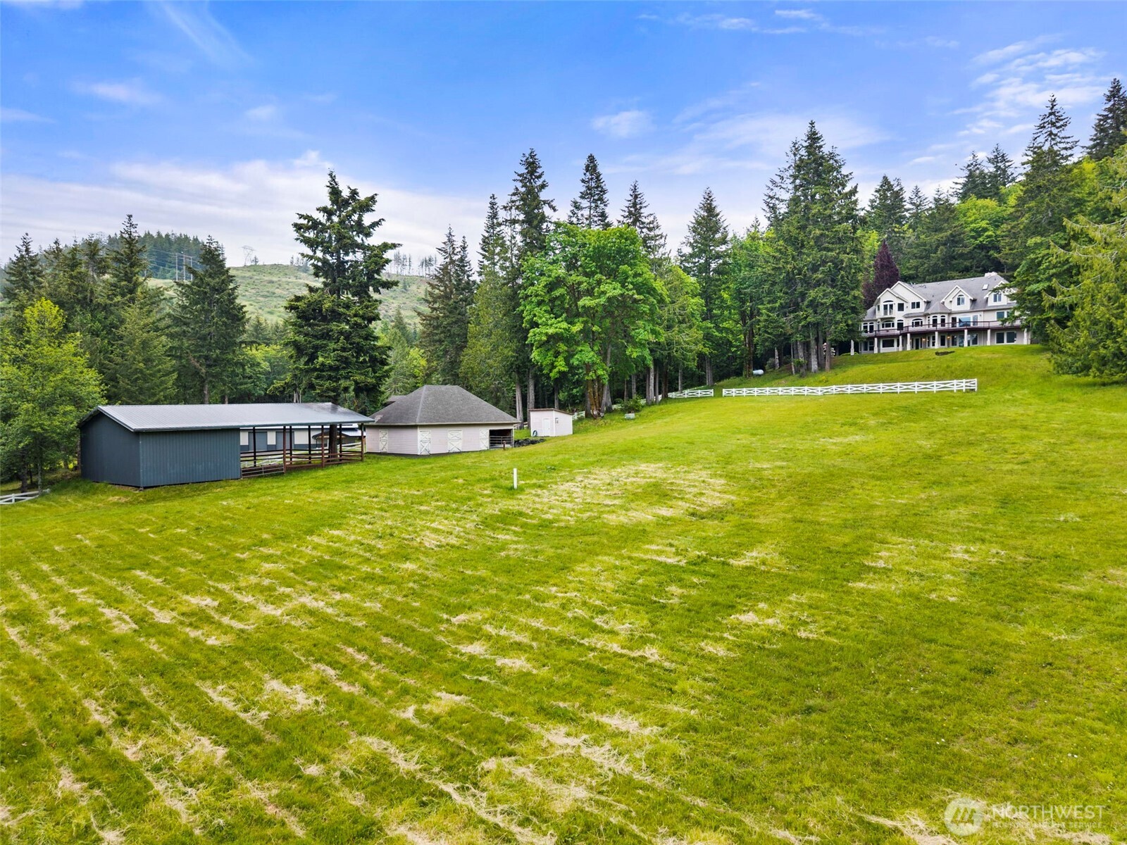1410 Summit Lake Shore Road Northwest Olympia, WA 98502 - Photo 38 of 40