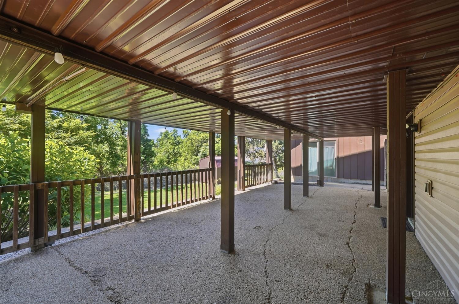4605 Boomer Road Cincinnati, OH 45247 - Photo 59 of 69 Gallery Image 59